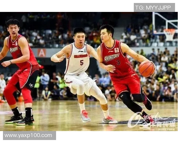 功夫足球明星与林中豹展开激烈对决谁将赢得这场奇幻之战